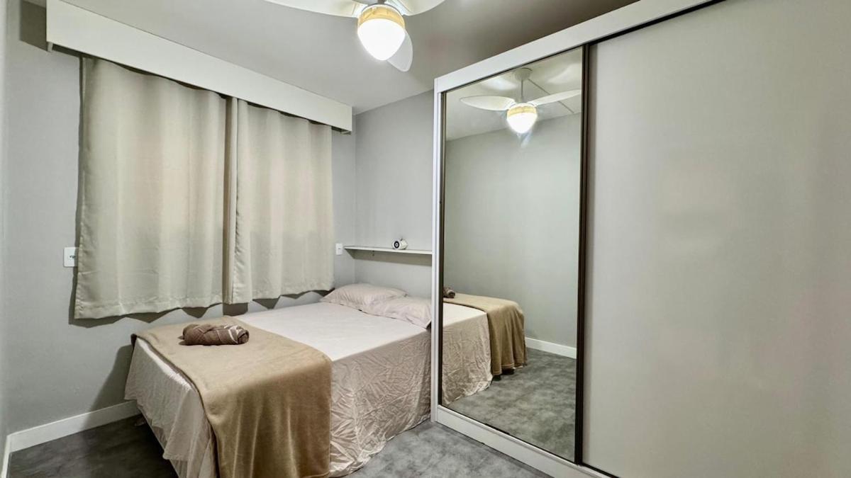 Apto Bc - 100 Metros Da Apartamento *
